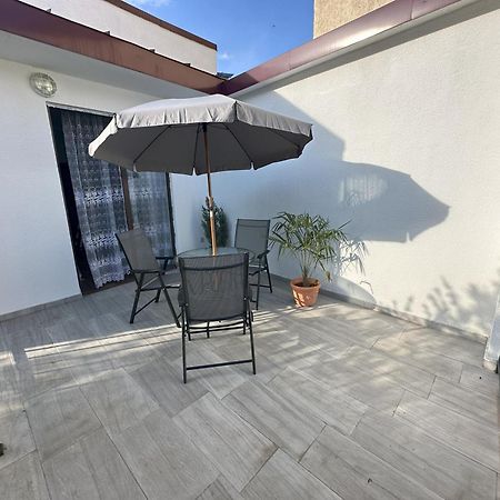 Three Palms Guest House Tbilisi Zewnętrze zdjęcie