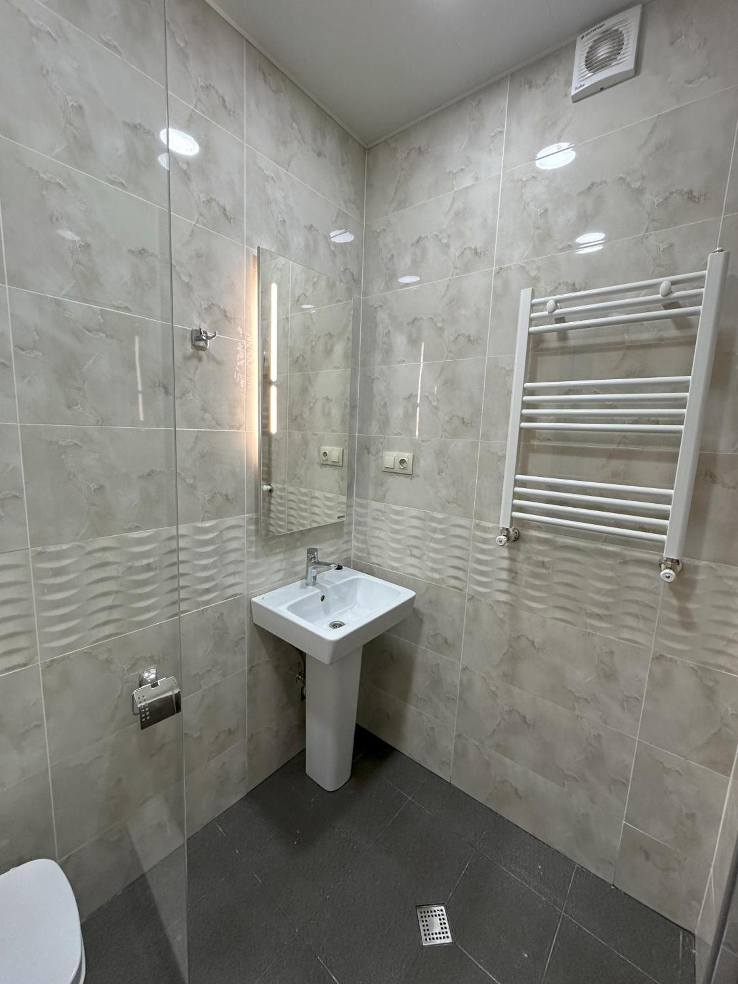 Three Palms Guest House Tbilisi Zewnętrze zdjęcie