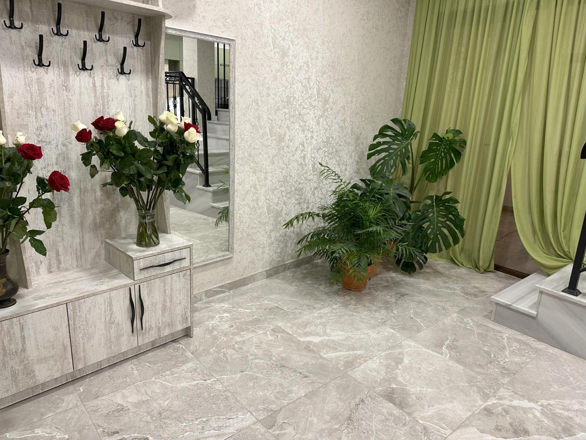 Three Palms Guest House Tbilisi Zewnętrze zdjęcie