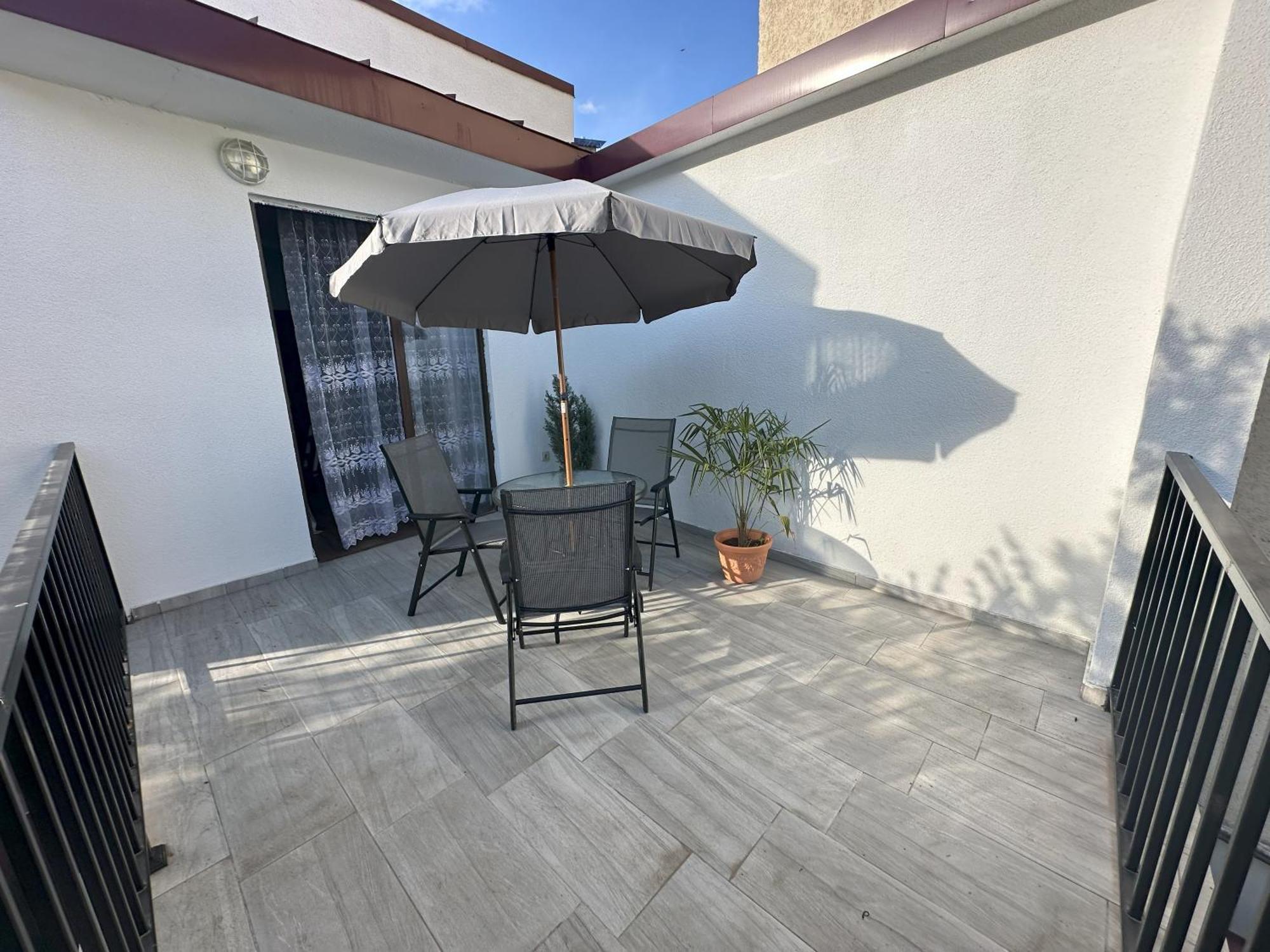 Three Palms Guest House Tbilisi Zewnętrze zdjęcie