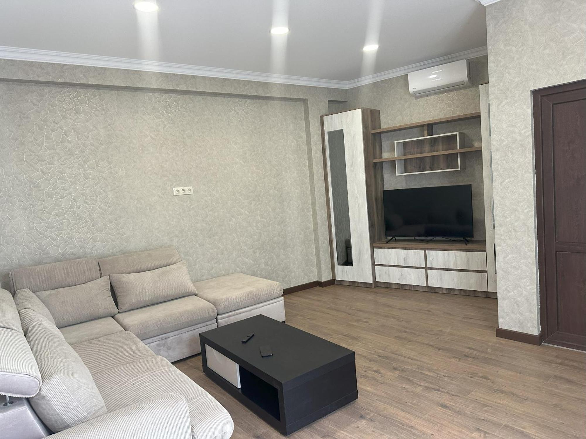 Three Palms Guest House Tbilisi Zewnętrze zdjęcie
